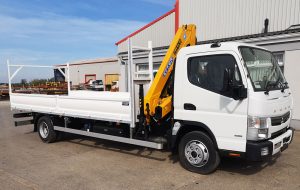 3.5-Tonne-Tippers-with-Crane-Gleeson-Truck-Bodies